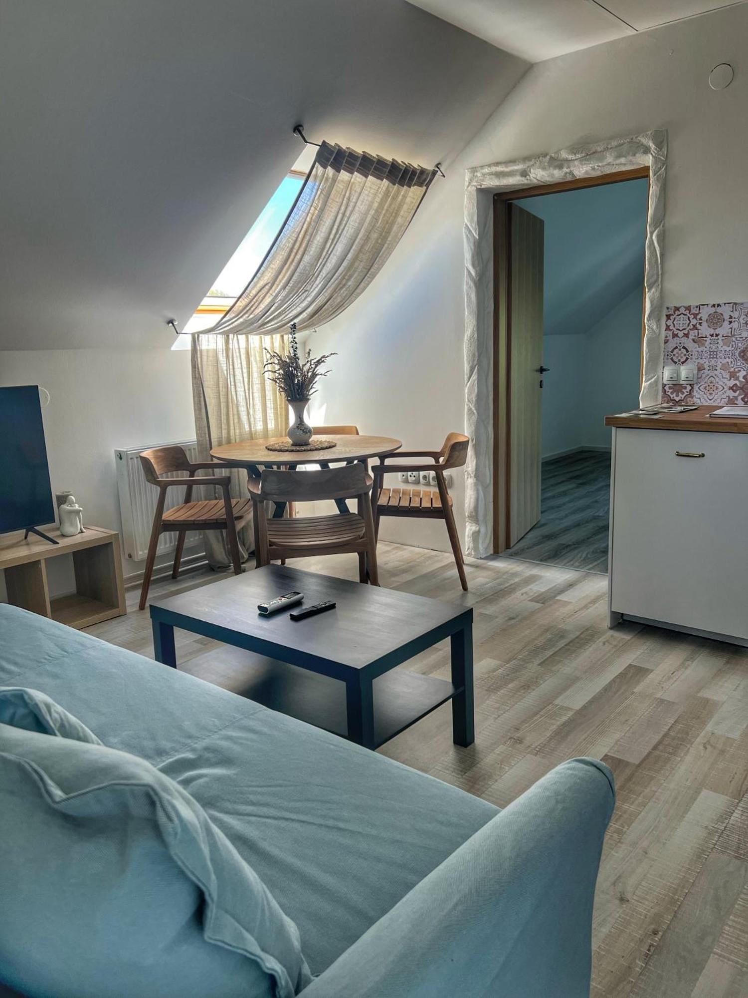 אירינובץ Apartman Cherry Plitvice Lakes מראה חיצוני תמונה